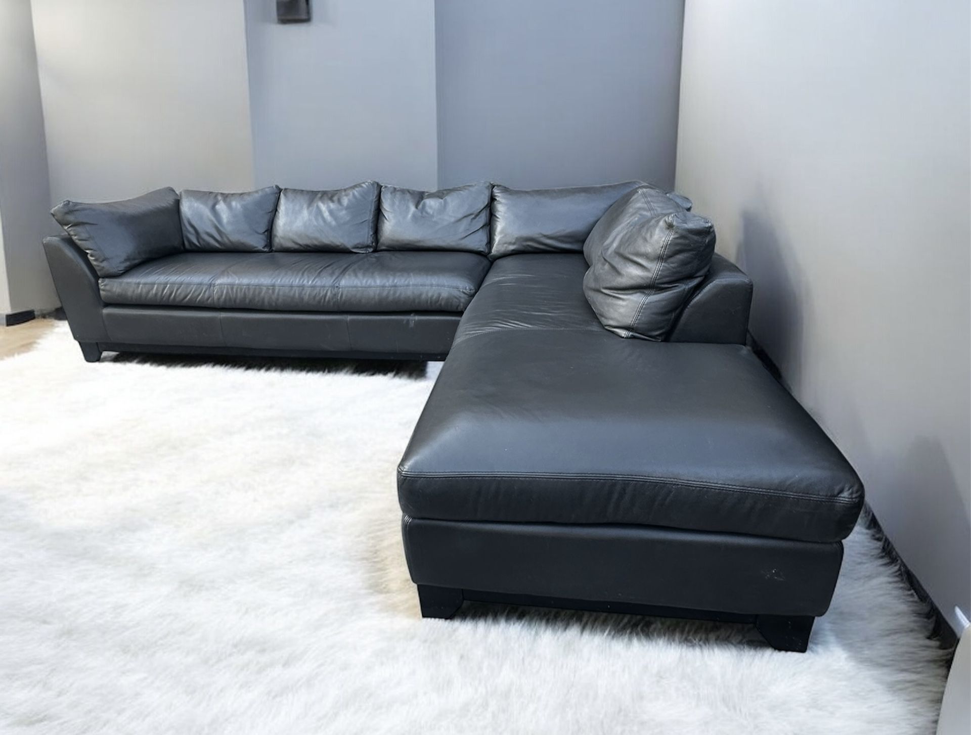 Free Delivery Grey Leather Sectional Couch