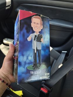 Vin skully bobblehead