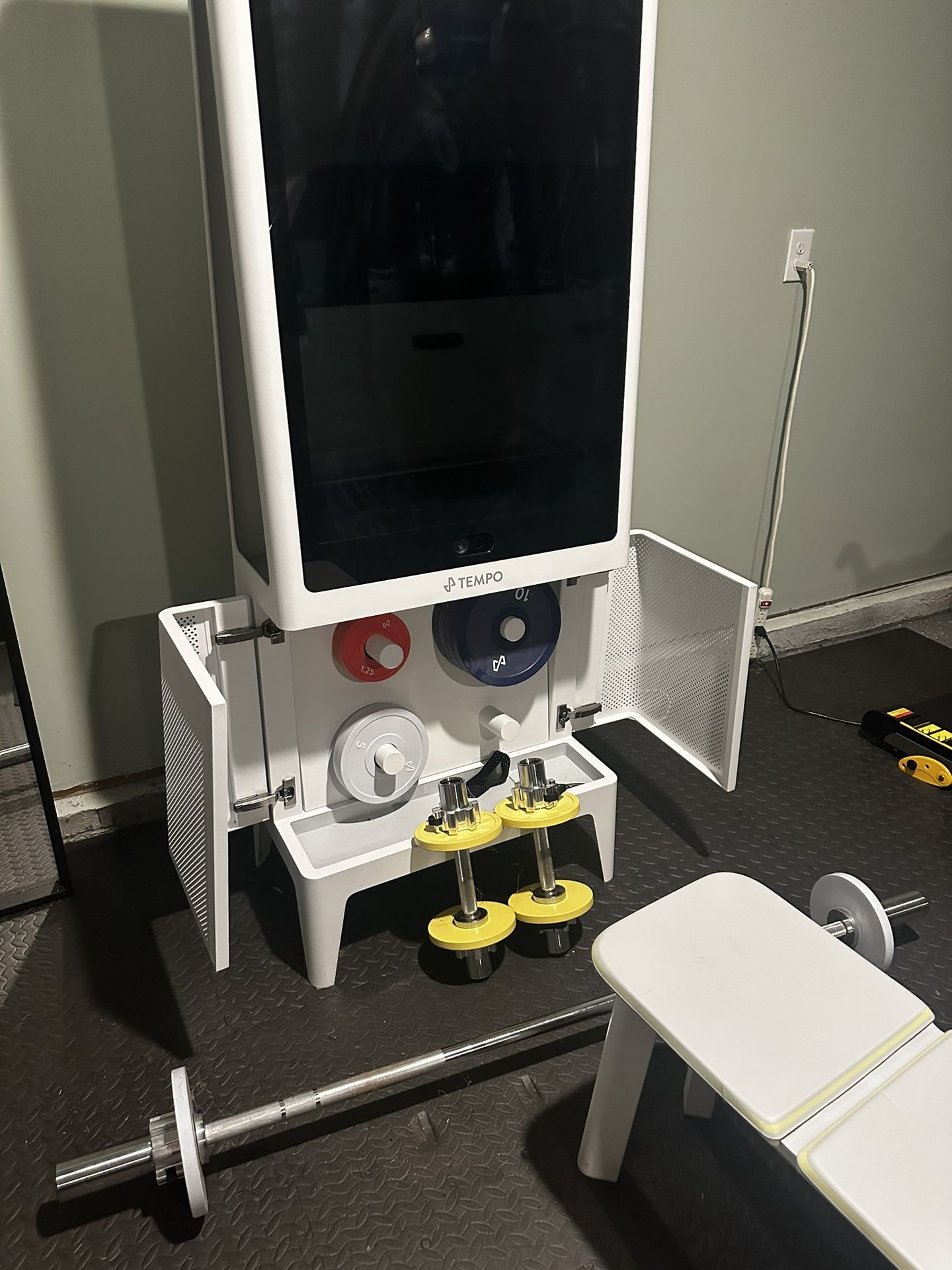 Tempo Work Out Equipment