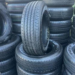 255/70/17 Bridgestone Dueler 98% Tread Life Semi New All Four 