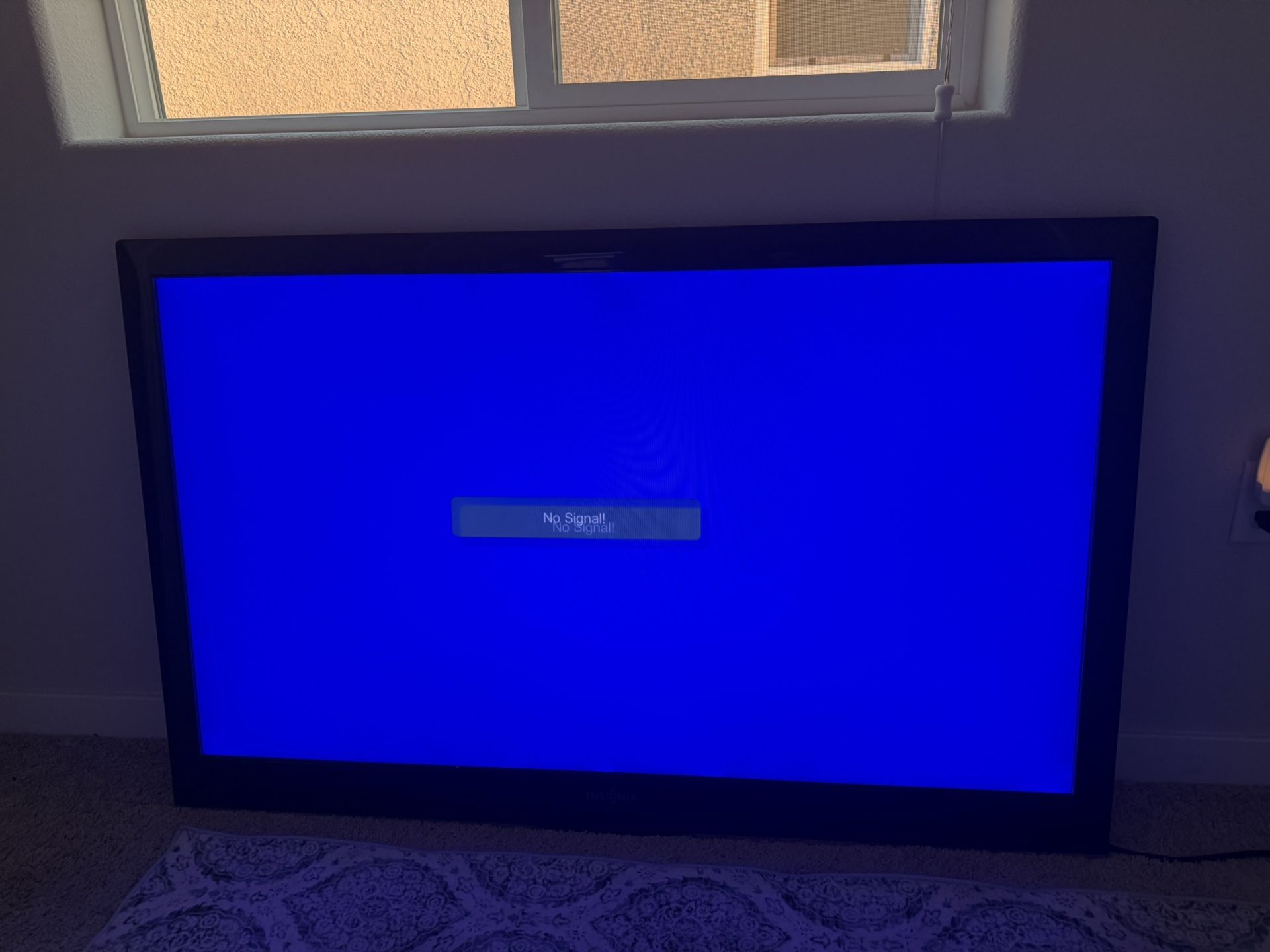 50 Inch Tv Insignia™️ Flat Screen Ultra HD 🚨NEED GONE🚨‼️