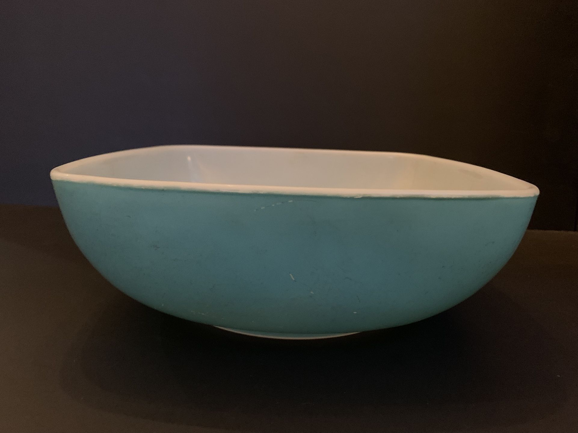 Vintage Turquoise Blue PYREX 2.5 QT Ovenware 9" Square Piece Mark #025