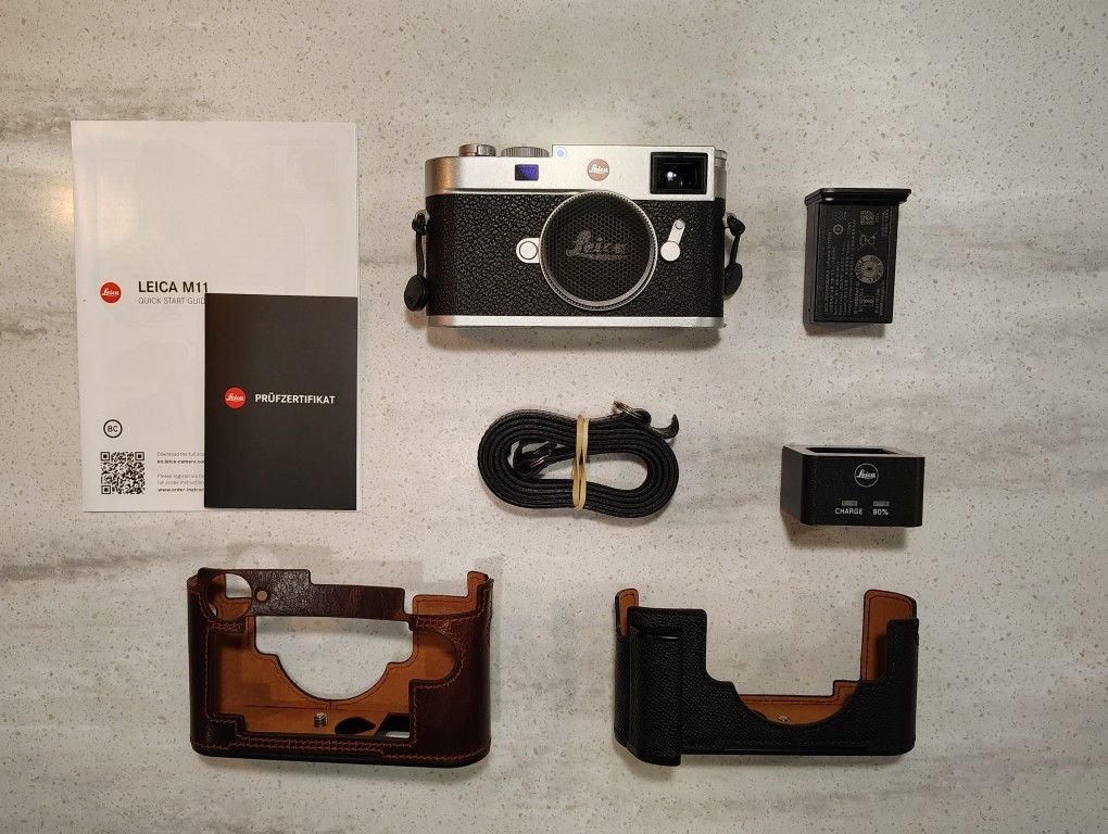 Leica M11 Silver