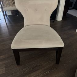 Accent Chair 