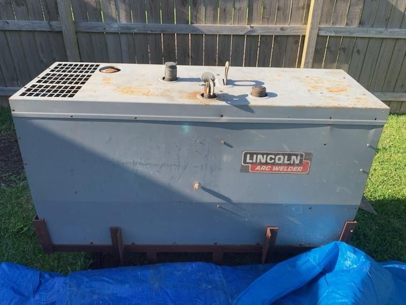 Lincoln Diesel Welding Machine For Sale