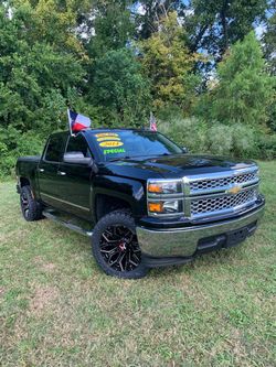 2014 Chevy Silverado lifted **DP 3890