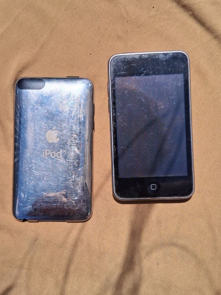 2 Second generation IPOD Touches