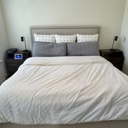 King  Size Upholstery Bed Frame - Bassett Furniture