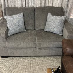 New Love Seat