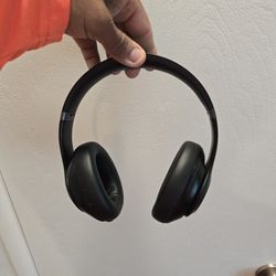 Beats Studio Pro