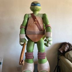 Big Figs Colossal 48.5" Leonardo Teenage Mutant Ninja Turtle Figure