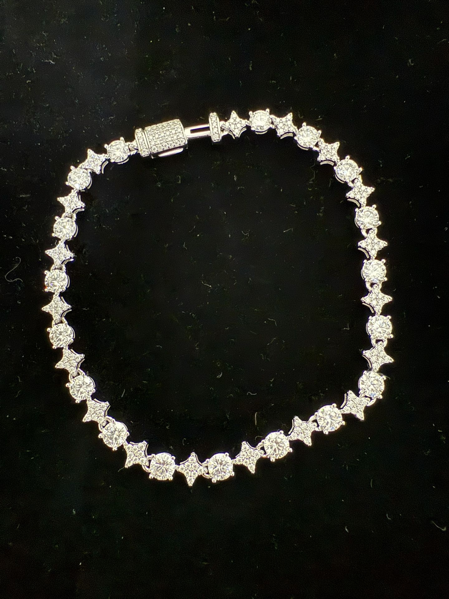 Moissanites Tennis Brecelet In 925 Sterling Silver 4mm. Available In 6.5, 7.5and 8 Inches Price In The Description Below.