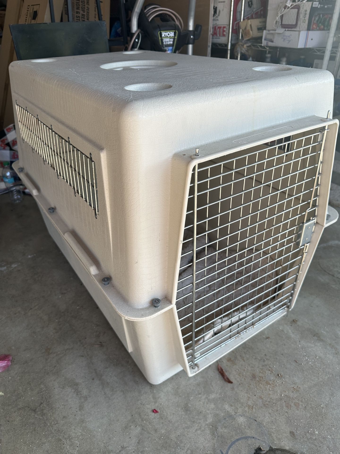Dog Kennel / Dog Crate For Sale