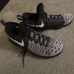 Nike KD 9 Black White Basketball shoes - Size 13