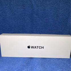 Apple Watch SE 2nd  Generation  GPS  40” M/L  Sport Band  MIDNIGHT 