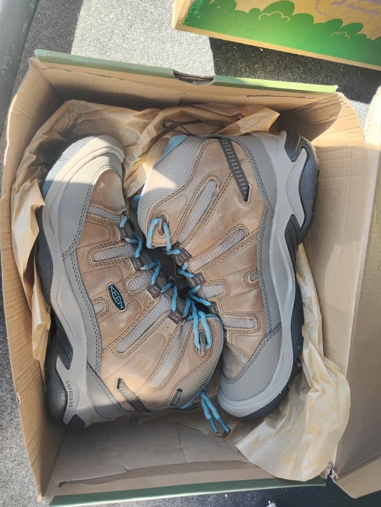 new shoes in their box