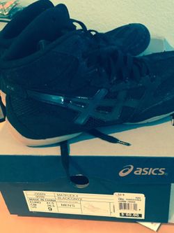 Asics wrestling shoes