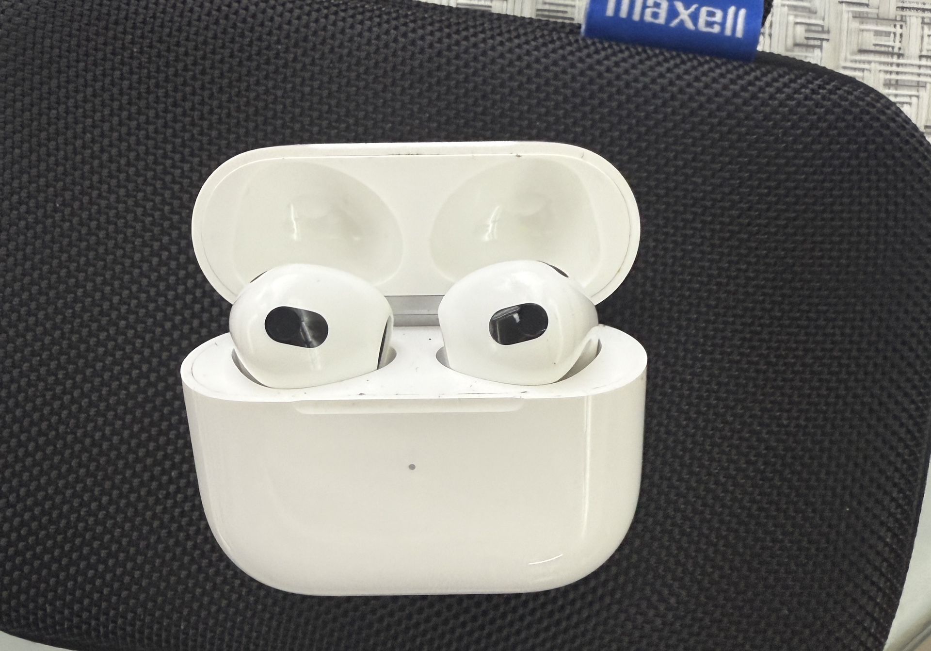Apple AirPods gen. 3