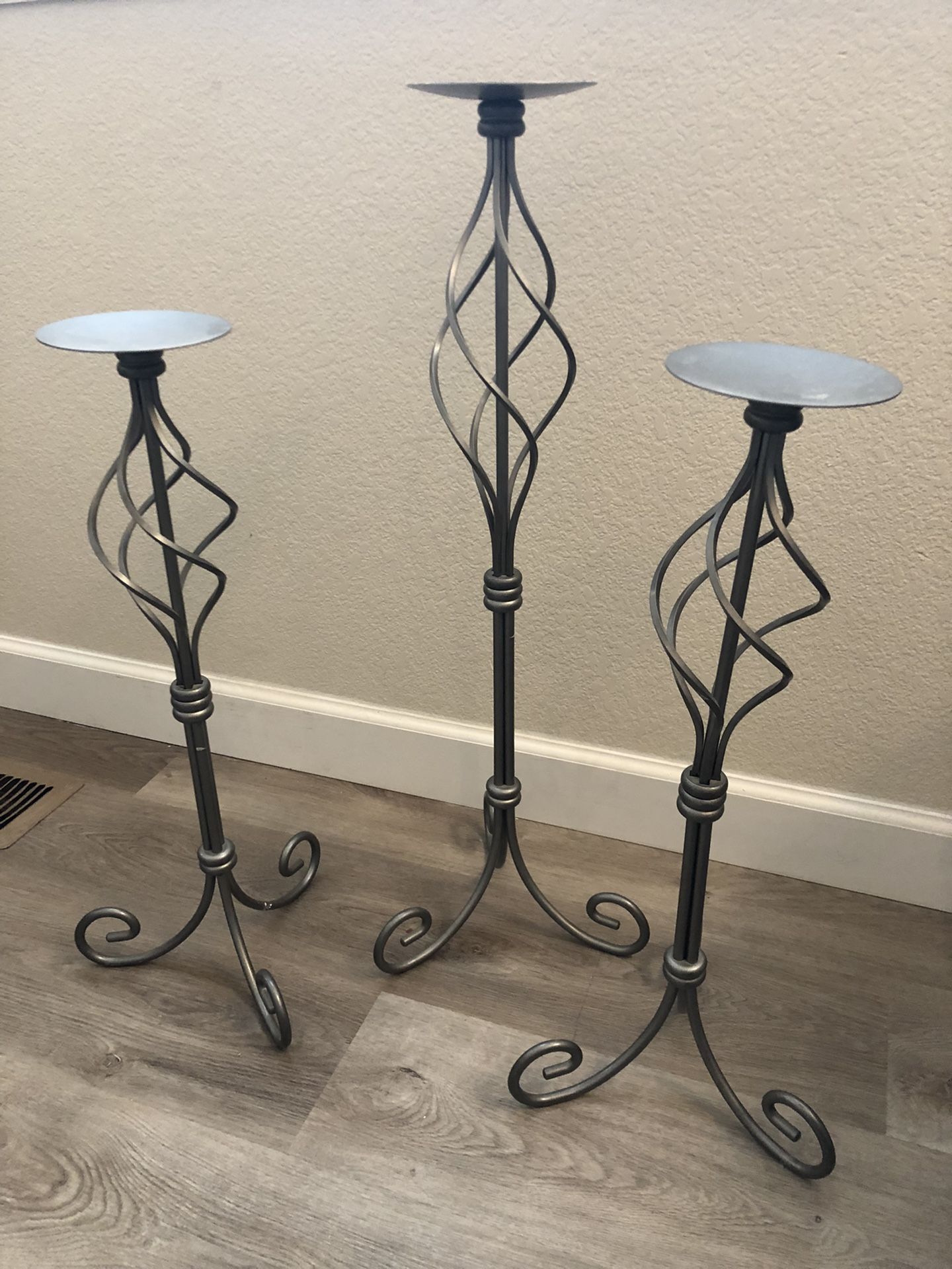 Partylite Paragon Pillar Stands