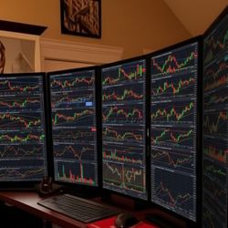 22" Dell Monitors on Rotating Stands HDMI Compatible 75 Available 