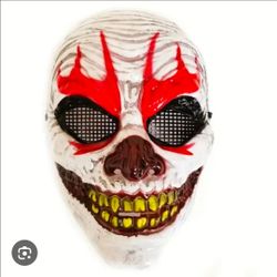 Creepy clown Halloween mask