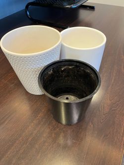 Two small ceramic planters