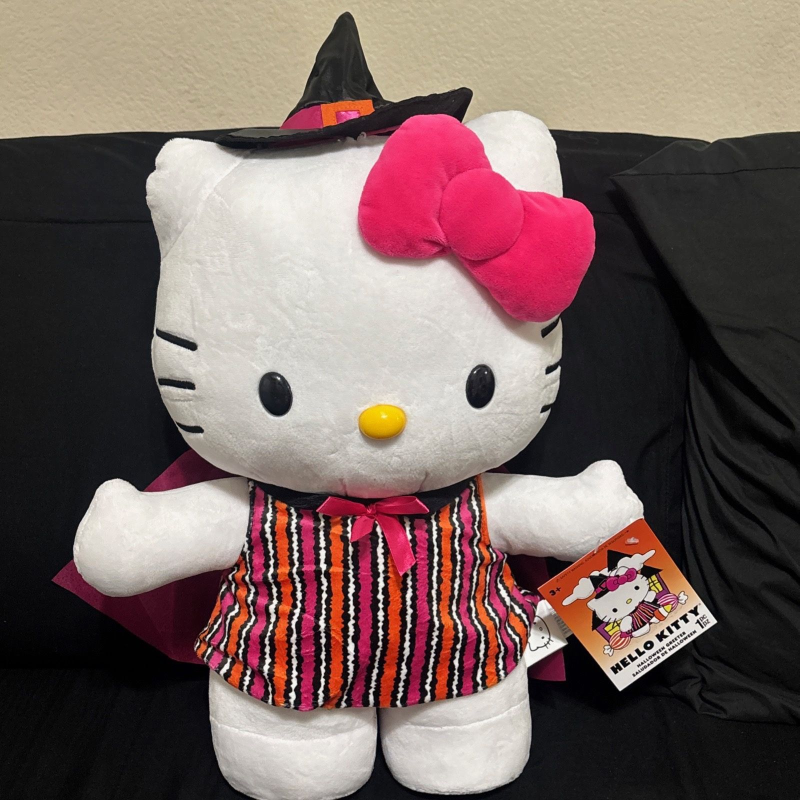 HELLO KITTY Halloween Plush Greeter Witch NWT Sanrio