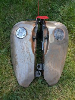 1999 Harley fat bob tanks and fenders