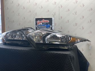 16-18 HONDA HR-V PAIR HALOGEN OEM HEADLIGHTS