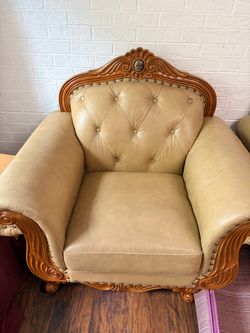 Excellent quality arm chair