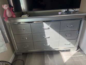 Grey Dresser