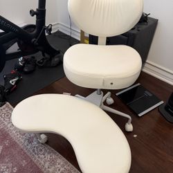 pipersong fidget chair white 