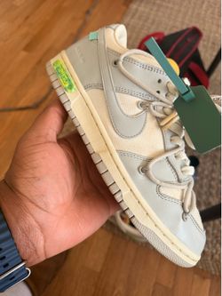 Off-White Nike Dunk Lot 42 Sz 7.5