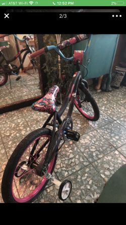 Bearly used girls monster high bike