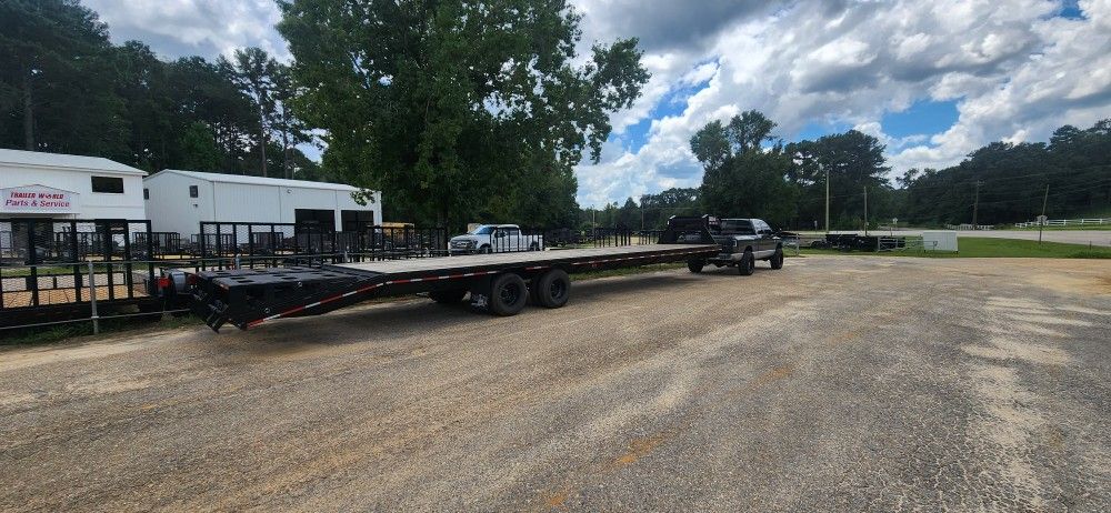 2023 Trailer World GH840MST 40 Foot Gooseneck Trailer
