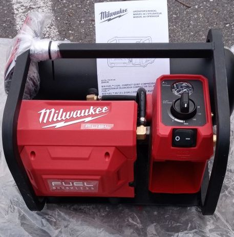 $250 Deal Reg $349 Milwaukee M18fuel Brushless Air Compressor New