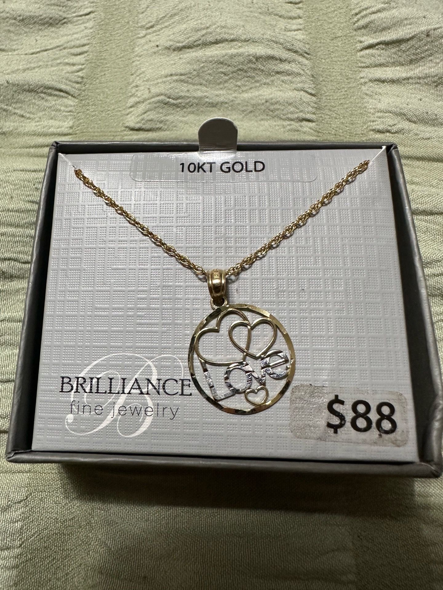 New 10KT Love Hearts Pendant with “18” GF necklace