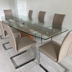 Scandinavian Designs Ragnar Extension Dining Table + 8 Alma Chairs – Like New