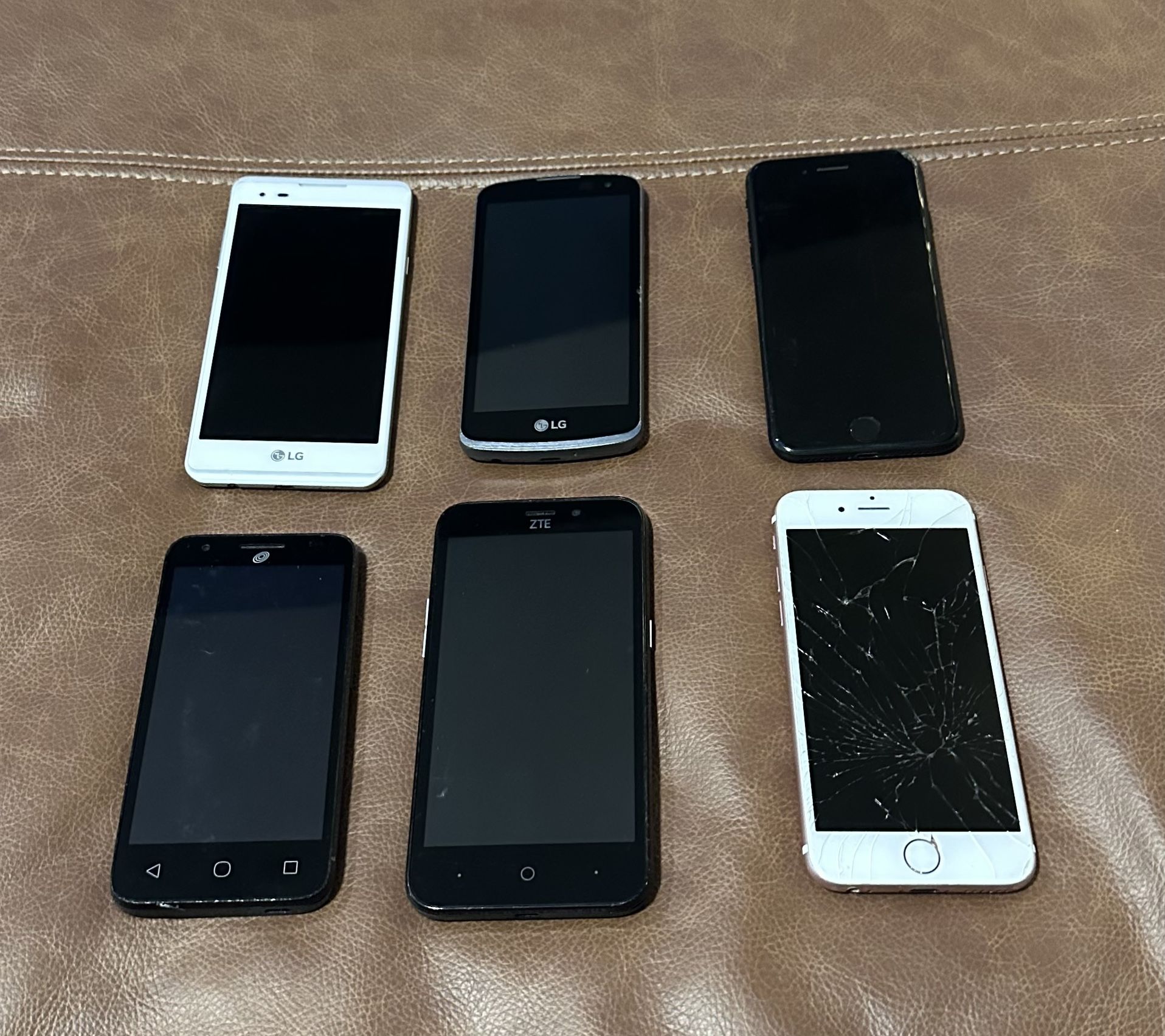 Cell Phone Lot Of 24