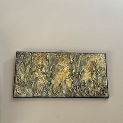 Beautiful 3-D gold canvas art