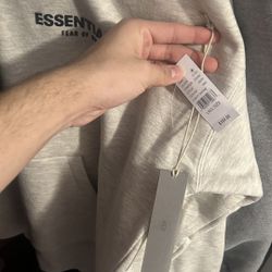 *BRAND NEW* Essentials Men’s Hoodie