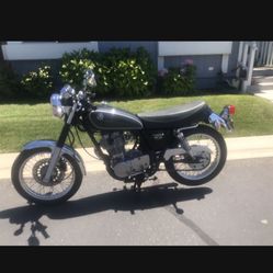 2016 Yamaha SR400