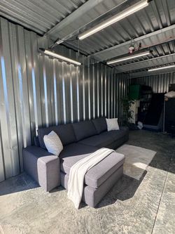 (Delivery Available) Like New Sectional Couch / Sofa with Reversible Chaise