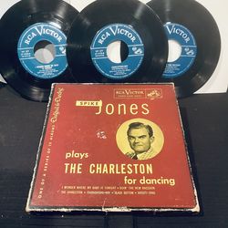 Spike Jones “plays the Charleston” for dancing box set of 45”s