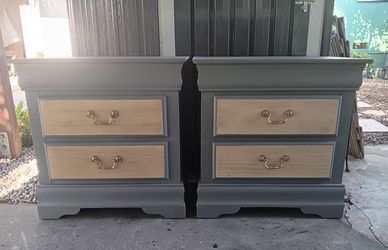 Mesas de Noche Grandes/Nightstands