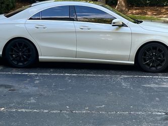 2014 Mercedes-Benz CLA-Class