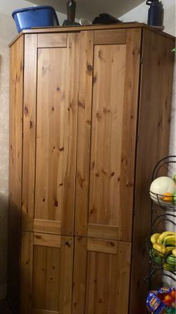 Computer armoire