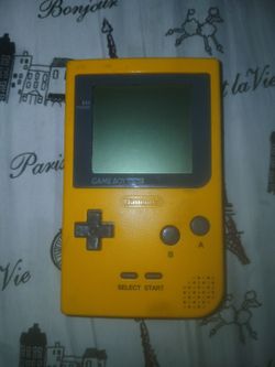 Nintendo Game Boy Pocket Yellow