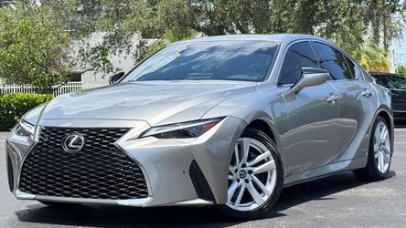 2021 Lexus IS 300