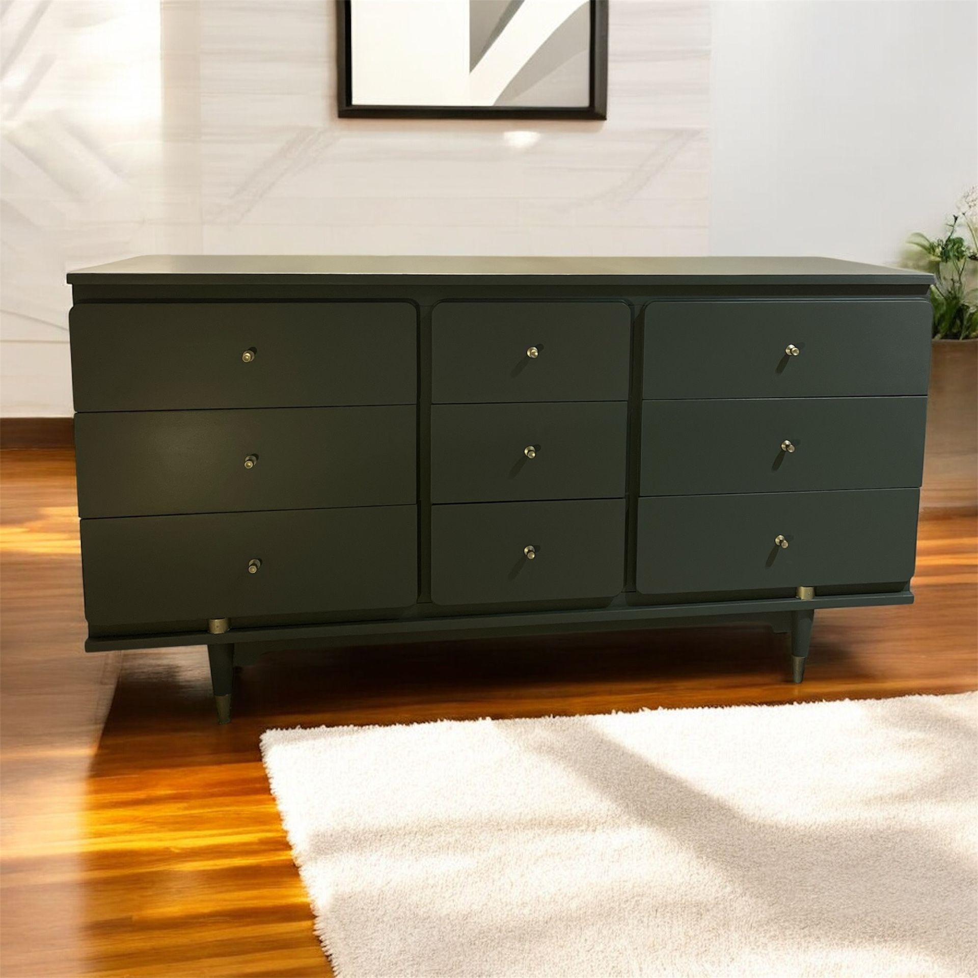 Gorgeous Mid Century Modern Dresser- delivery available H: 32in L: 60in D: 19in